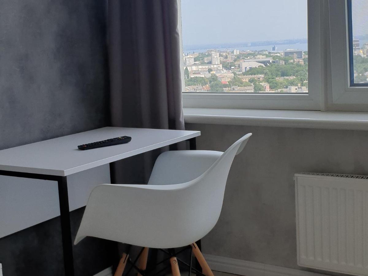 Apartment SKY 24 floor in centre Odessa Buitenkant foto