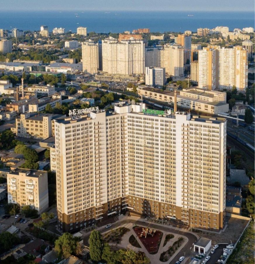Apartment SKY 24 floor in centre Odessa Buitenkant foto
